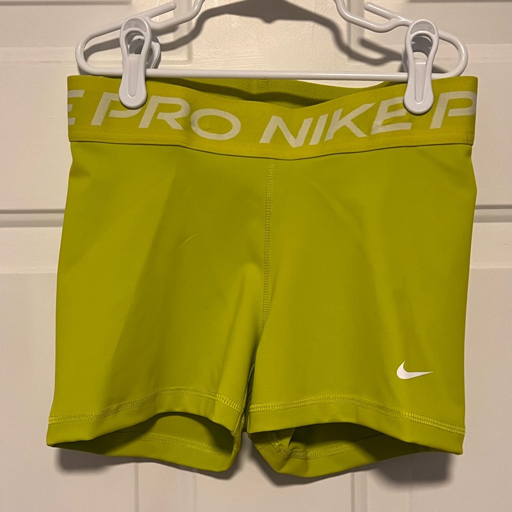NWT Nike Pro Shorts 3 inch inseam